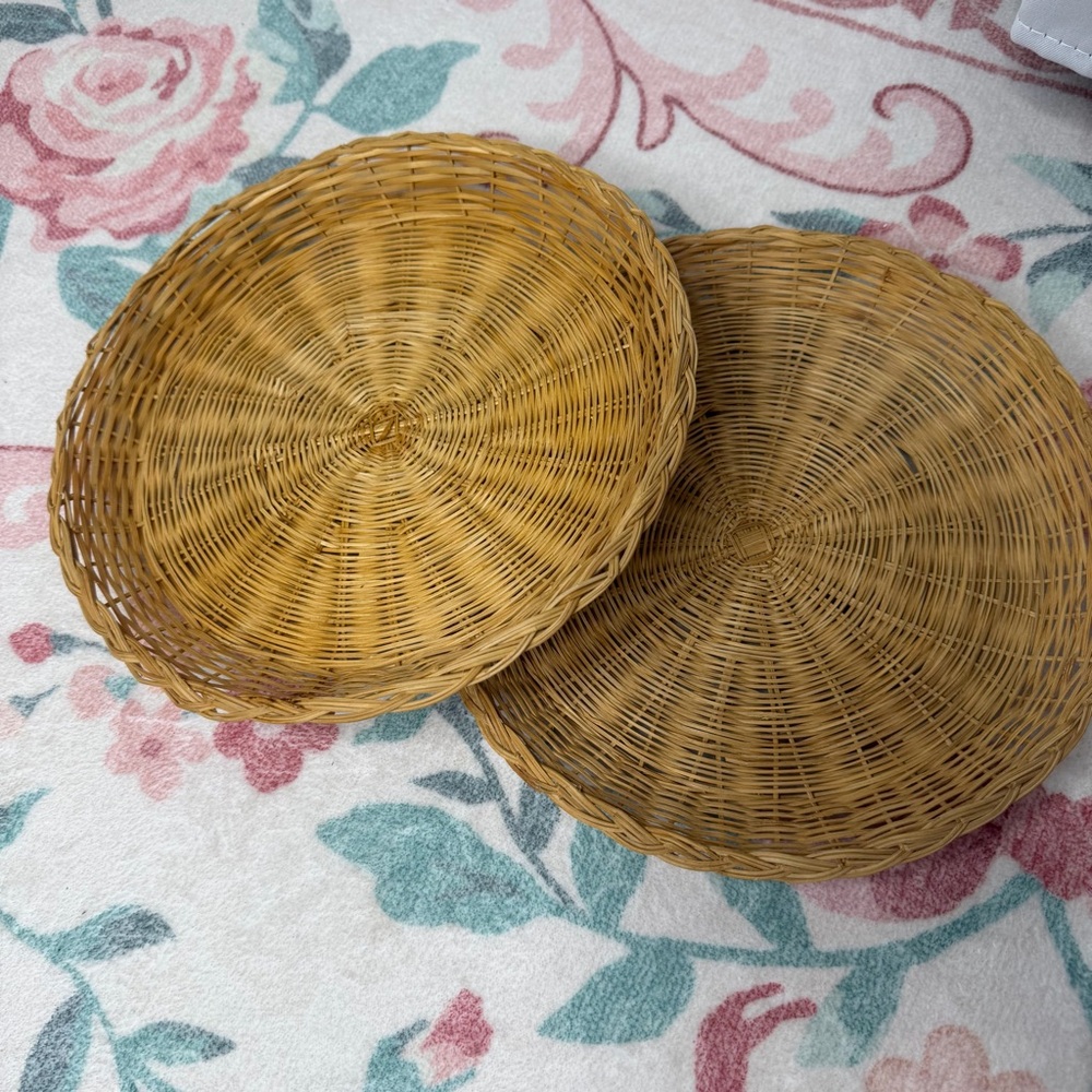 Vintage Boho Wicker Paper Plate Wall Baskets Plate‎ Holder Beige Set of 2